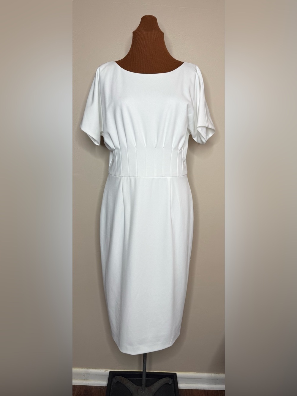 Antonio Melani White Pleated Waist Short Sleeve Midi Sheath Dress Size 10